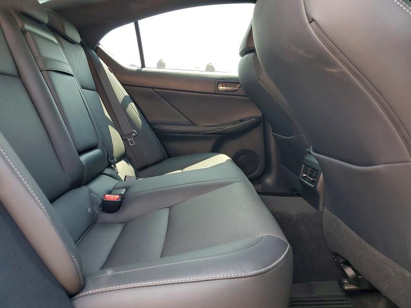 Photo 10 from auction – 2021 LEXUS IS with VIN JTHC81F24M5045129