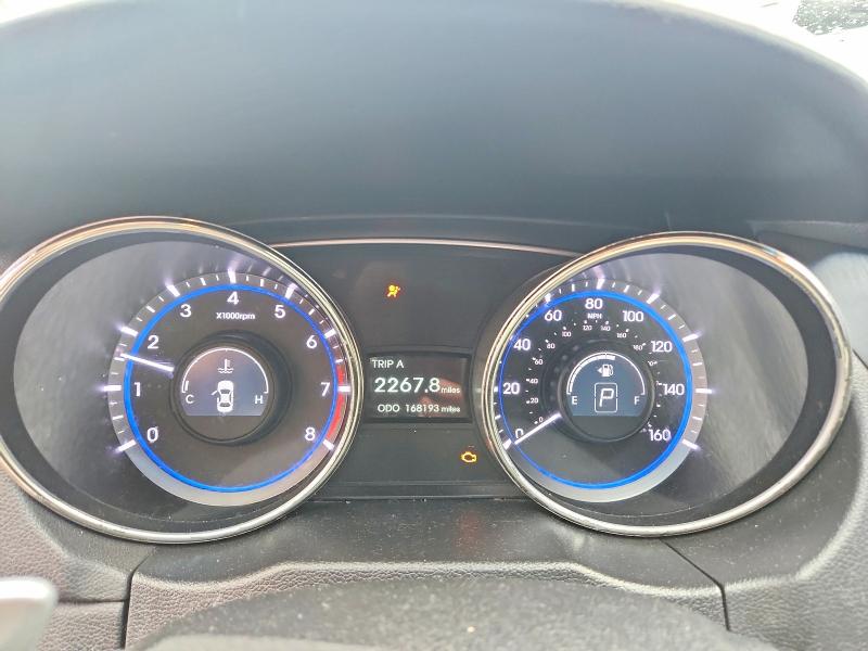 Photo 9 from auction – 2011 HYUNDAI SONATA with VIN 5NPEC4AB0BH194099