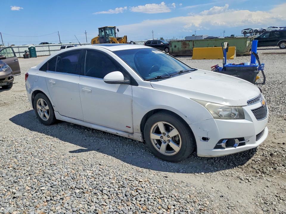 Photo 4 from auction – 2013 CHEVROLET CRUZE with VIN 1G1PC5SB7D7266803