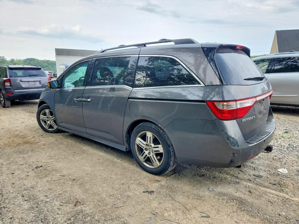 Photo 2 from auction – 2011 HONDA ODYSSEY with VIN 5FNRL5H9XBB049161