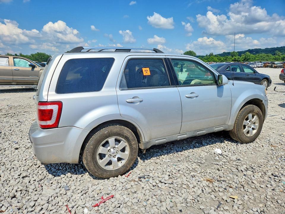Photo 3 from auction – 2010 FORD ESCAPE with VIN 1FMCU0E70AKA29491