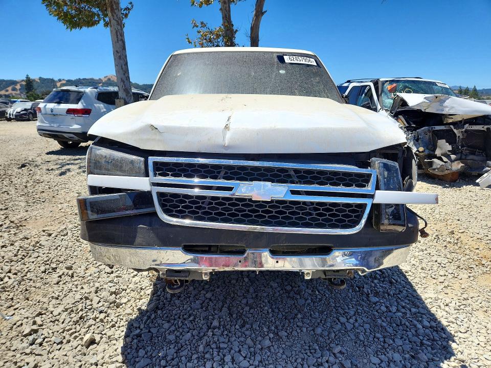 Photo 5 from auction – 2007 CHEVROLET SILVERADO with VIN 1GCHC23D17F155538