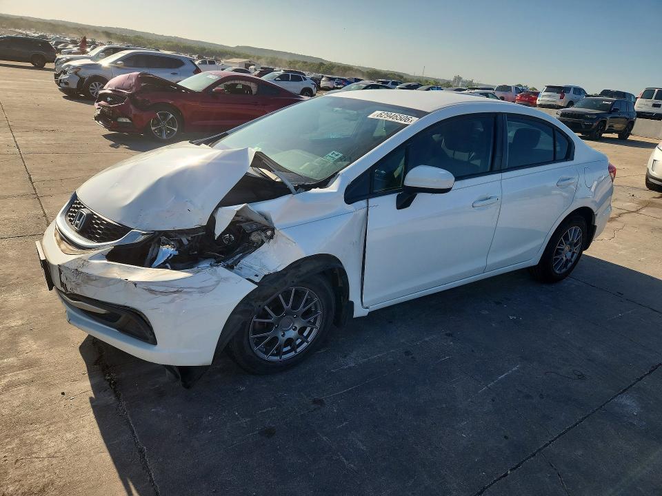 HONDA CIVIC 2015 with VIN 19XFB2F58FE014750 - Photo from auction