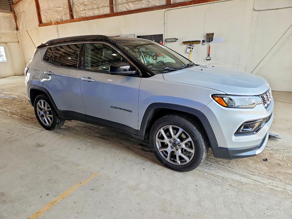 Zdjęcie 4 z aukcji – 2025 JEEP COMPASS z VIN 3C4NJDCN2ST508039