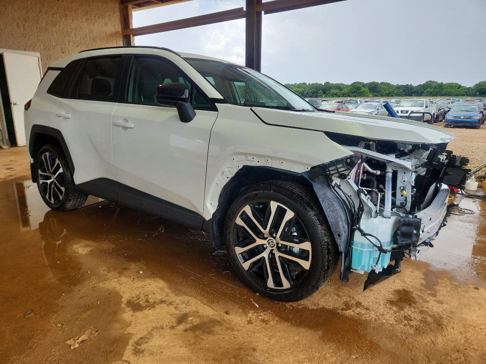Photo 4 from auction – 2026 TOYOTA RAV4 with VIN JTM6CRAV9TJ001016