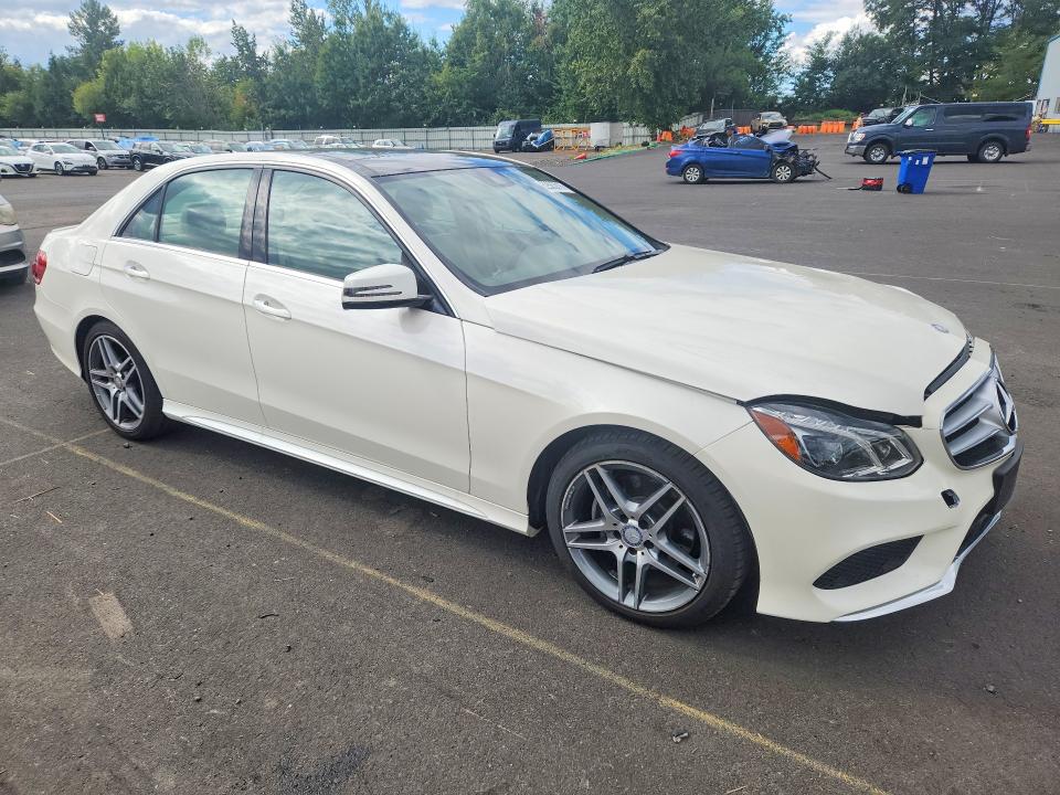 Photo 4 from auction – 2015 MERCEDES-BENZ E with VIN WDDHF5KBXFB096560