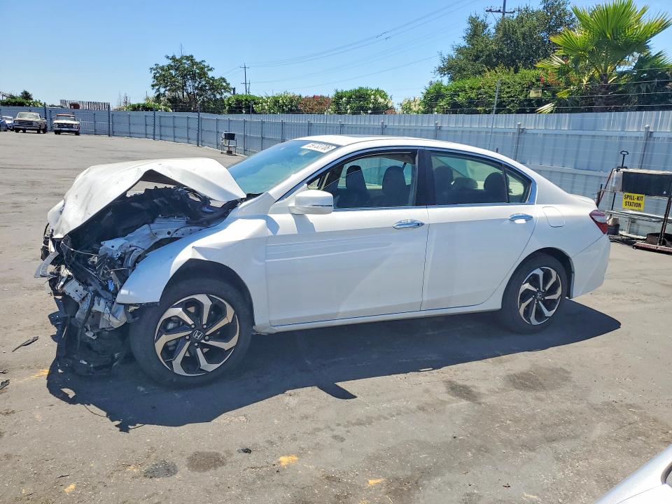 Photo 1 from auction – 2016 HONDA ACCORD with VIN 1HGCR2F7XGA156376