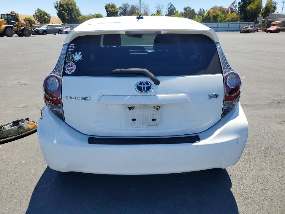 Photo 6 from auction – 2012 TOYOTA PRIUS C with VIN JTDKDTB34C1021843
