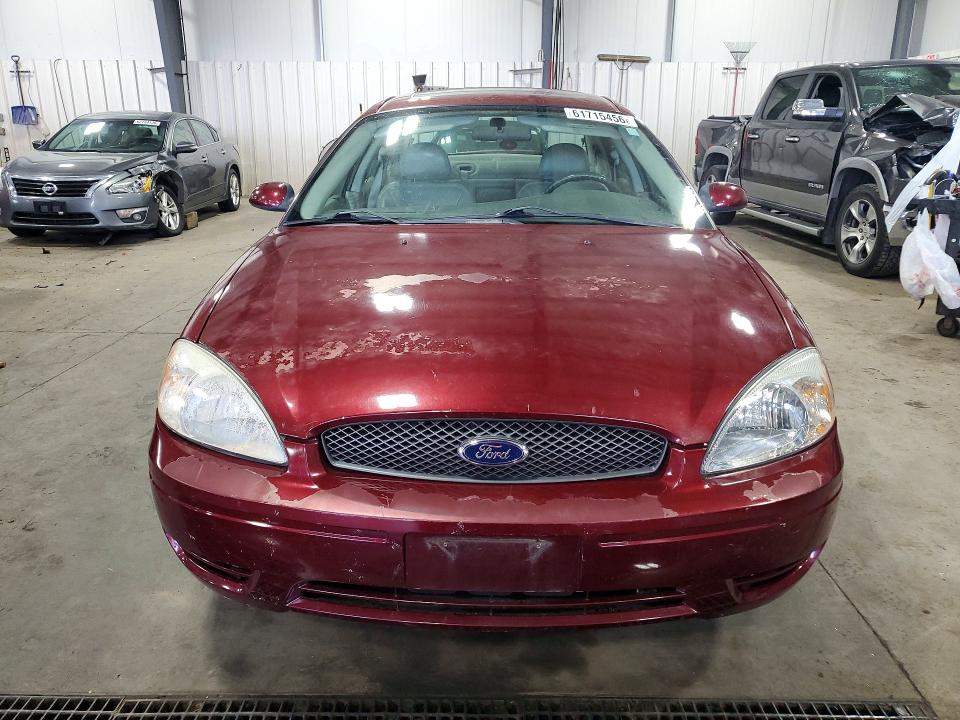 Photo 5 from auction – 2004 FORD TAURUS with VIN 1FAFP55S54G124779