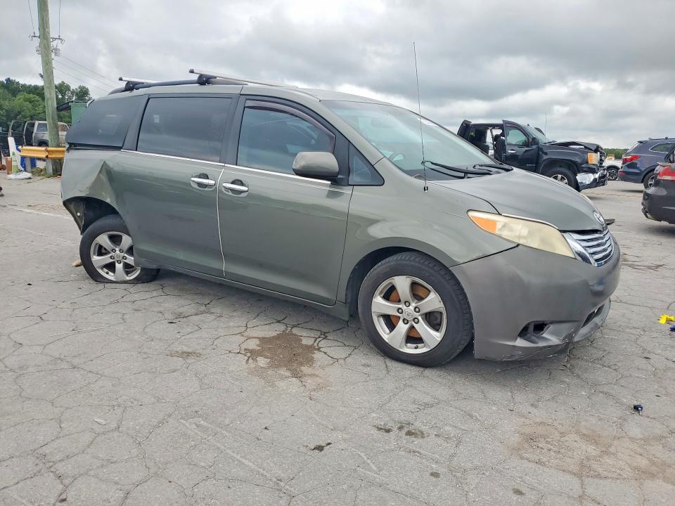 Photo 4 from auction – 2011 TOYOTA SIENNA with VIN 5TDKK3DC3BS125180