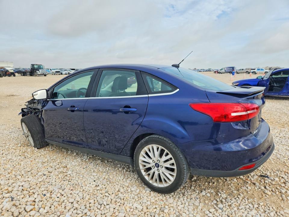 Foto 2 de la subasta – 2016 FORD FOCUS con VIN 1FADP3J21GL296868