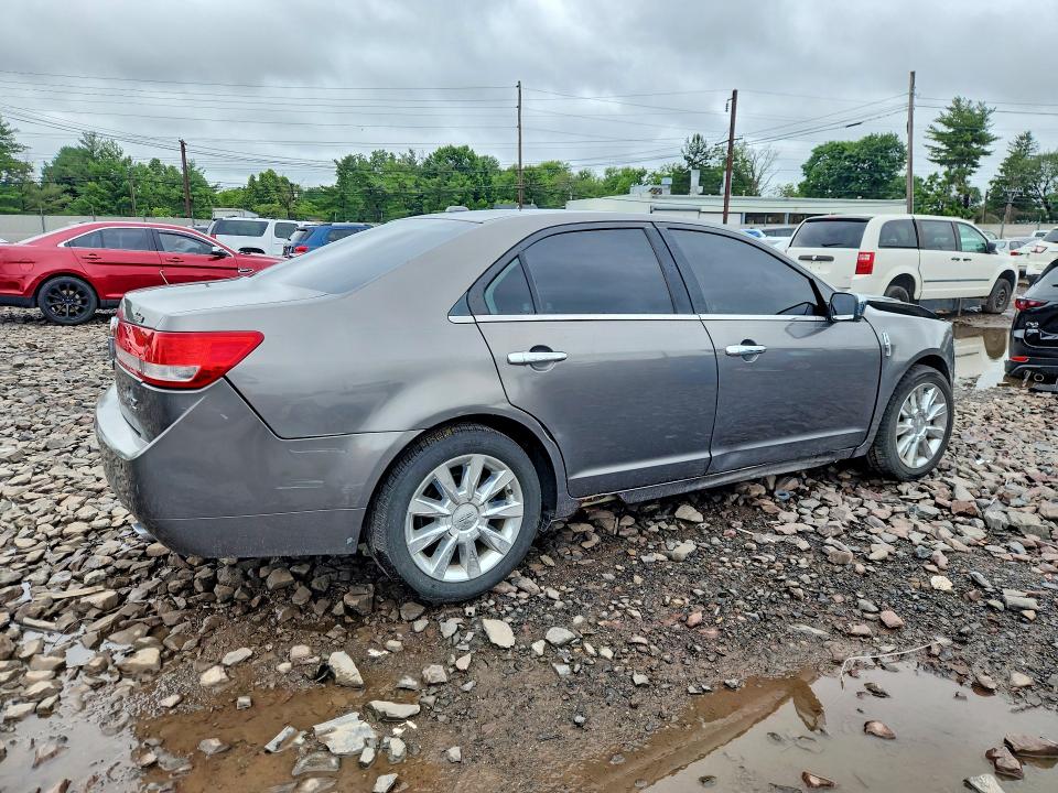 Photo 3 from auction – 2010 LINCOLN MKZ with VIN 3LNHL2GC5AR650932