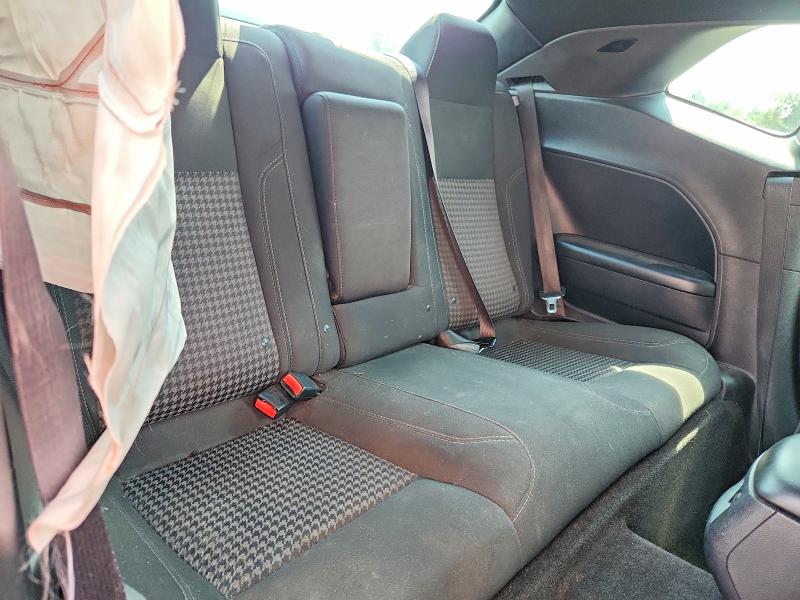 Photo 10 from auction – 2015 DODGE CHALLENGER with VIN 2C3CDZAG5FH701059