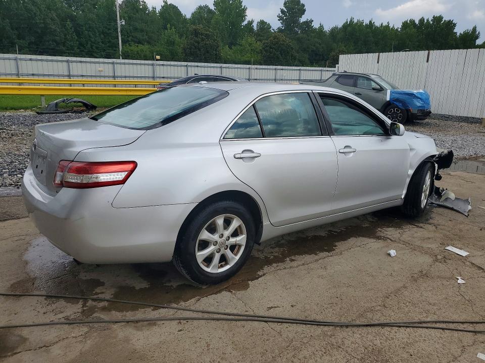 Photo 3 from auction – 2011 TOYOTA CAMRY with VIN 4T4BF3EK9BR099689