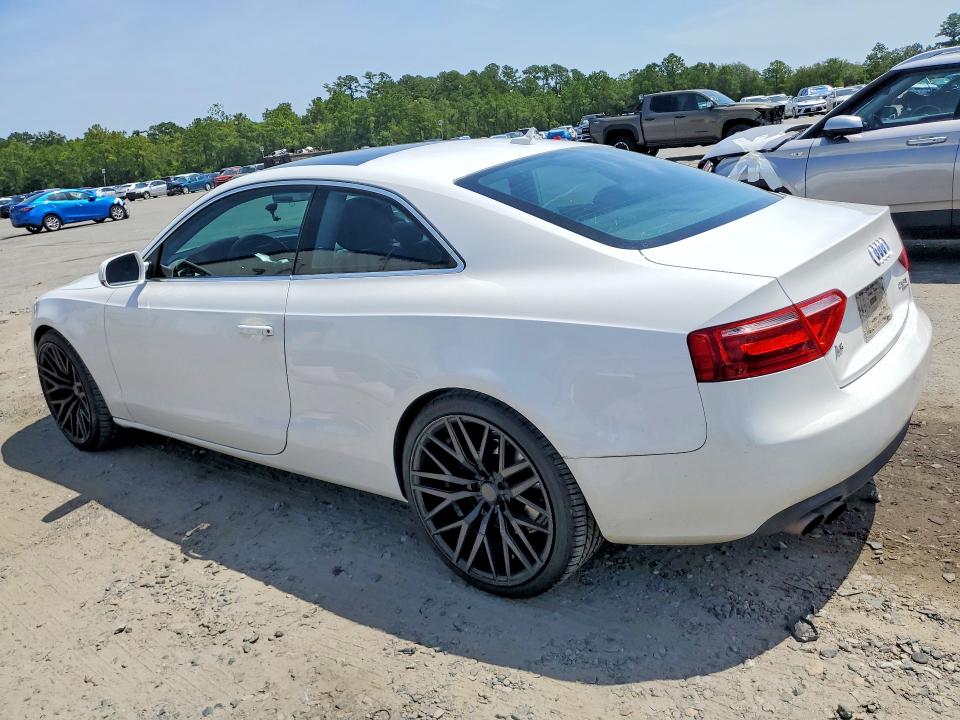 Photo 2 from auction – 2010 AUDI A5 with VIN WAUCFAFR4AA053946