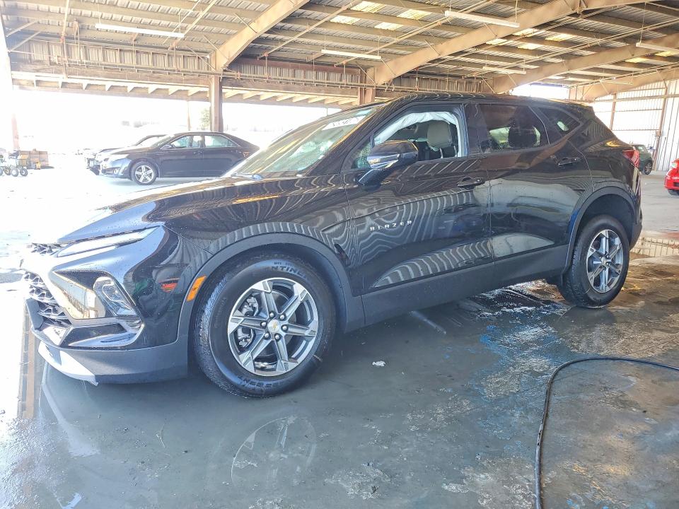 CHEVROLET BLAZER 2026 with VIN 3GNKBCR43TS170769 - Photo from auction