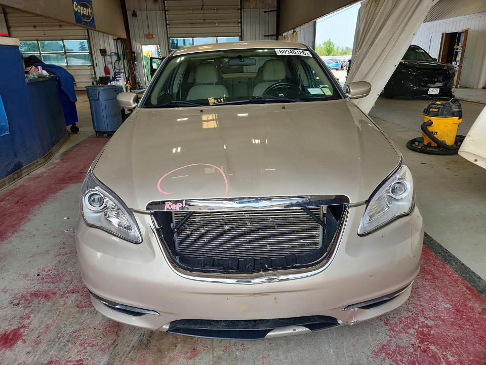 Photo 5 from auction – 2013 CHRYSLER 200 with VIN 1C3CCBBB9DN615092