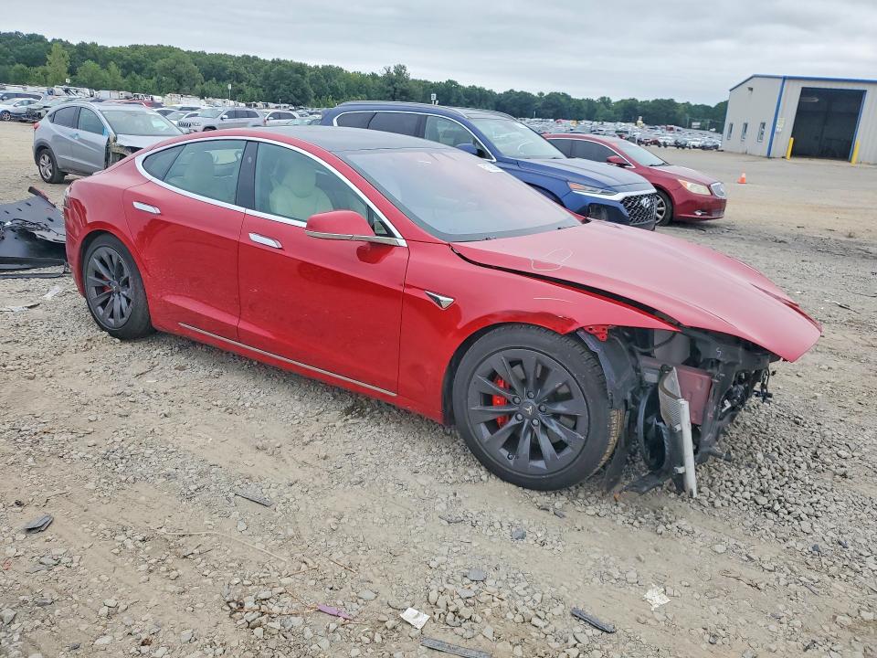 Photo 4 from auction – 2020 TESLA MODEL S with VIN 5YJSA1E47LF401932