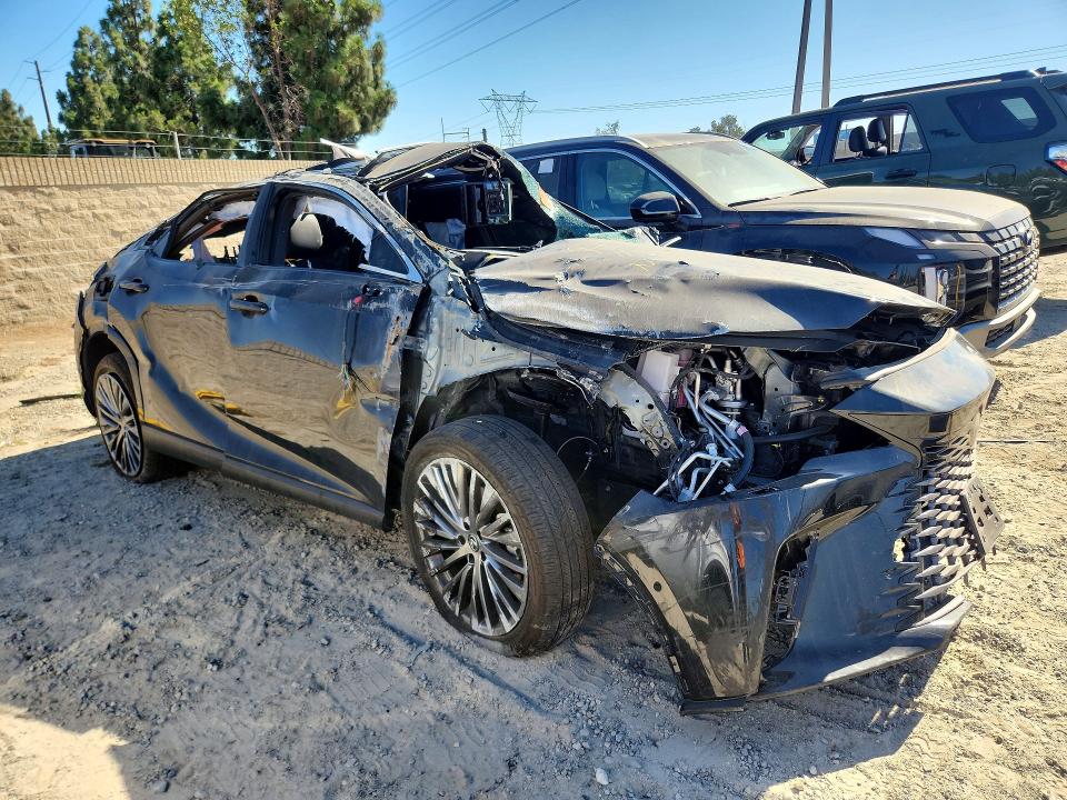 Photo 4 from auction – 2025 LEXUS RX with VIN JTJCJMGA3S2025978