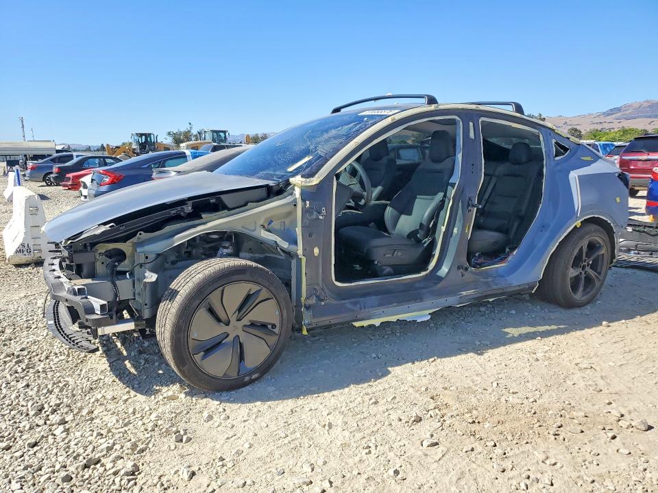 TESLA MODEL Y 2026 with VIN 7SAYGDEEXTF400201 - Photo from auction