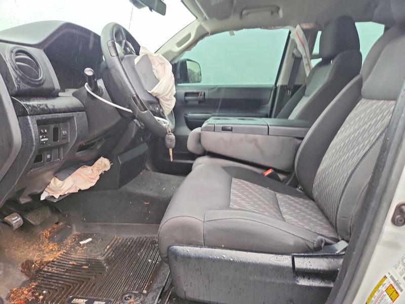 Photo 7 from auction – 2018 TOYOTA TUNDRA with VIN 5TFRY5F14JX239590