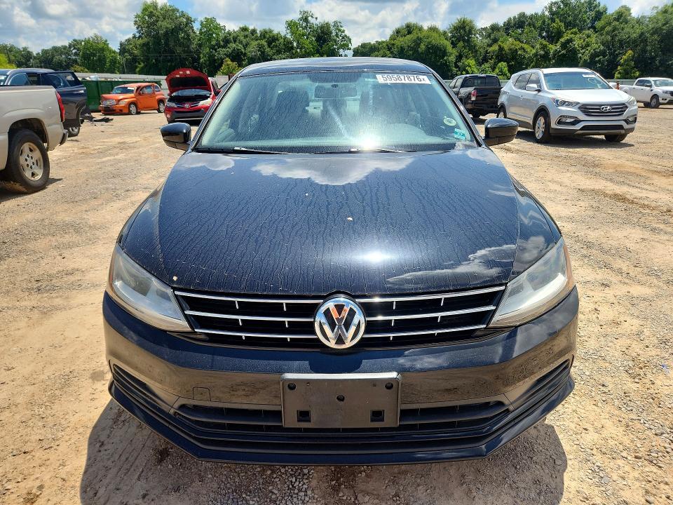 Photo 5 from auction – 2018 VOLKSWAGEN JETTA with VIN 3VW2B7AJ9JM229081