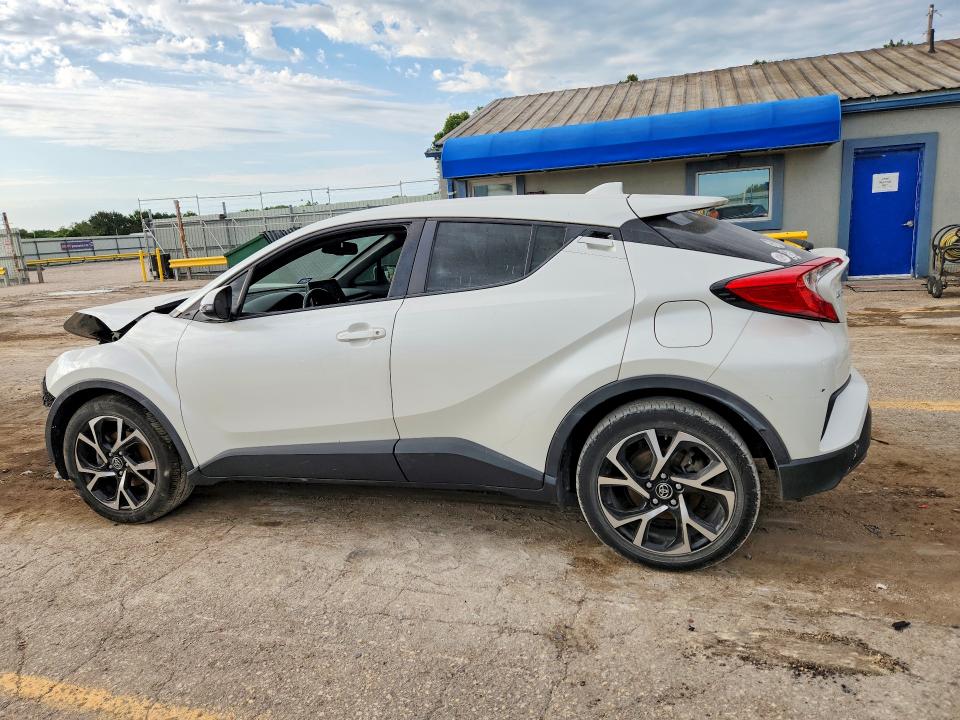 Photo 2 from auction – 2019 TOYOTA C-HR with VIN JTNKHMBX9K1043263