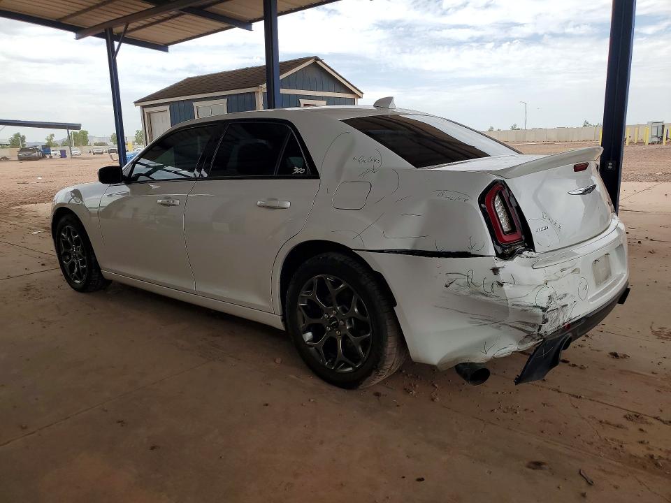 Photo 2 from auction – 2016 CHRYSLER 300 with VIN 2C3CCAGG1GH298744