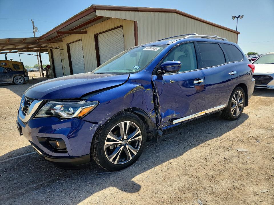 NISSAN PATHFINDER 2017 with VIN 5N1DR2MN6HC642897 - Photo from auction