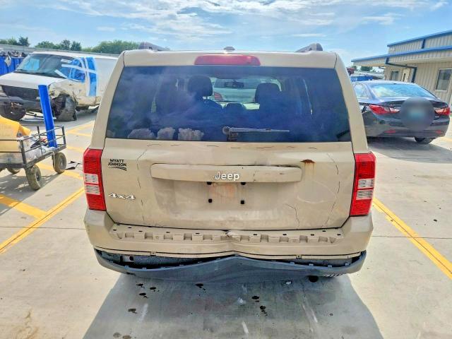 Photo 6 from auction – 2017 JEEP PATRIOT with VIN 1C4NJRBB3HD181525