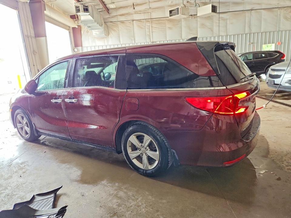 Photo 2 from auction – 2019 HONDA ODYSSEY with VIN 5FNRL6H74KB065733