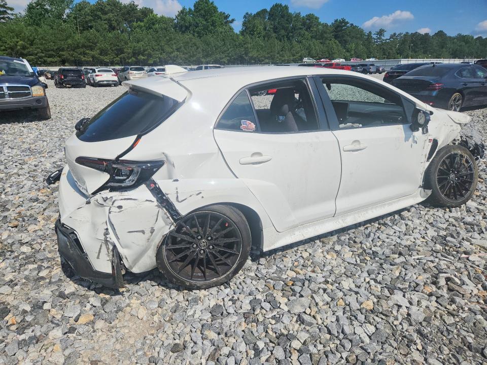 Zdjęcie 3 z aukcji – 2023 TOYOTA GR COROLLA z VIN JTNABAAE4PA004034