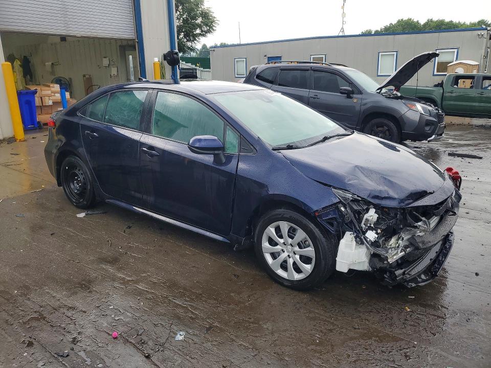 Photo 4 from auction – 2022 TOYOTA COROLLA with VIN 5YFEPMAE1NP352312