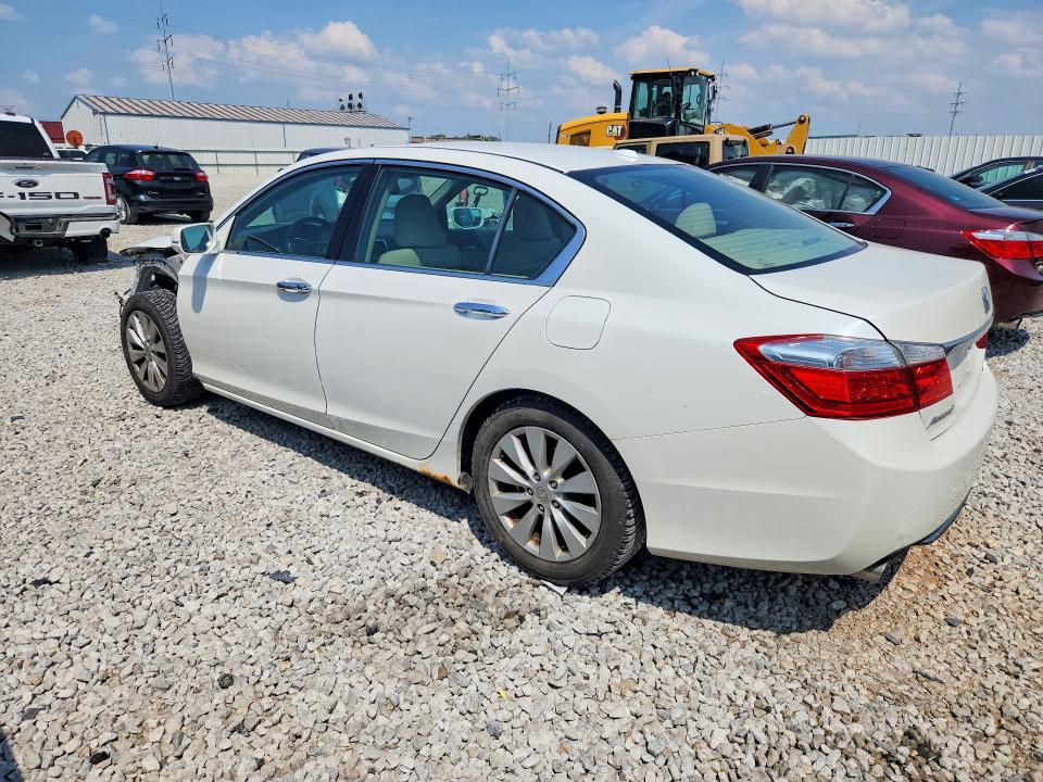 Photo 2 from auction – 2014 HONDA ACCORD with VIN 1HGCR3F92EA021302