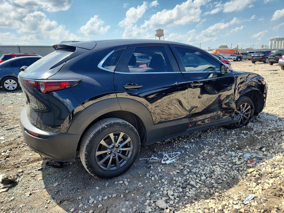 Photo 3 from auction – 2021 MAZDA CX-30 with VIN 3MVDMAAL8MM210397