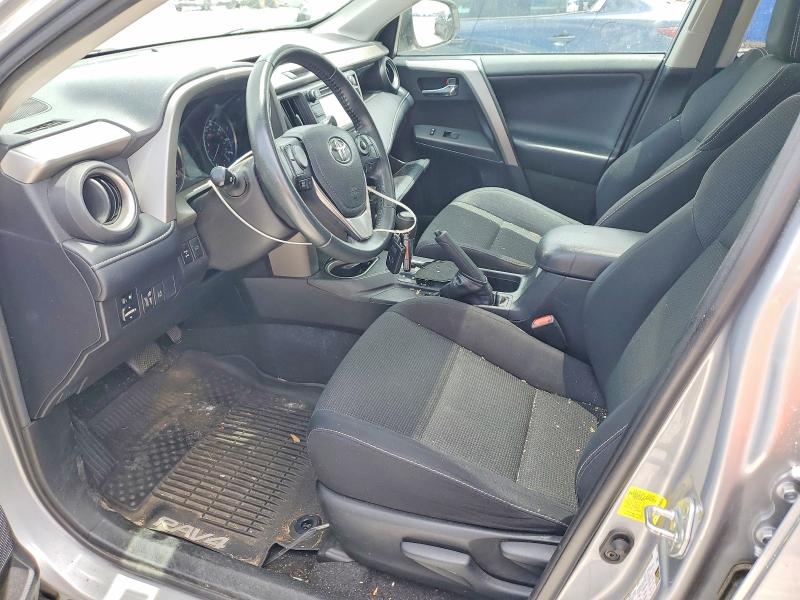 Photo 7 from auction – 2017 TOYOTA RAV4 with VIN 2T3RFREV1HW670694