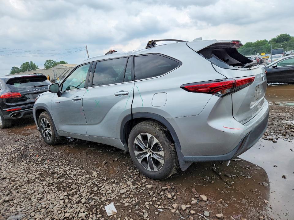 صورة رقم 2 من المزاد - 2020 TOYOTA HIGHLANDER مع VIN 5TDHBRCH7LS505666