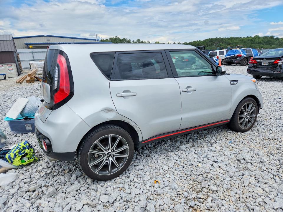 Photo 3 from auction – 2017 KIA SOUL with VIN KNDJX3AA3H7495192