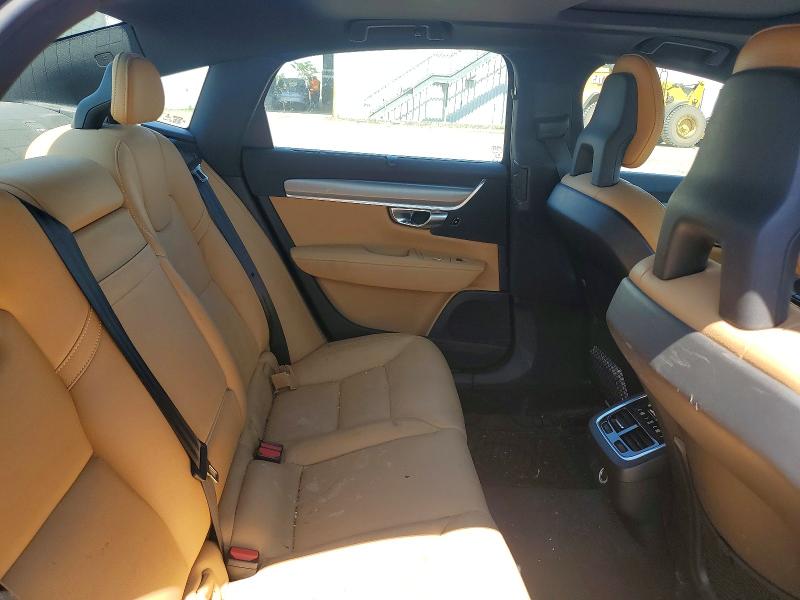 Photo 10 from auction – 2017 VOLVO S90 with VIN YV1A22MK0H1007889