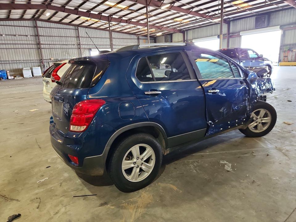 Photo 3 from auction – 2019 CHEVROLET TRAX with VIN 3GNCJPSB6KL147860