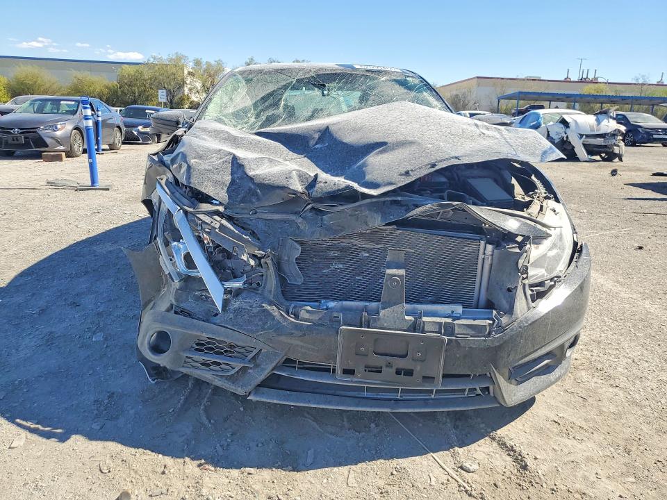 Photo 5 from auction – 2017 HONDA CIVIC with VIN 19XFC1F33HE209115