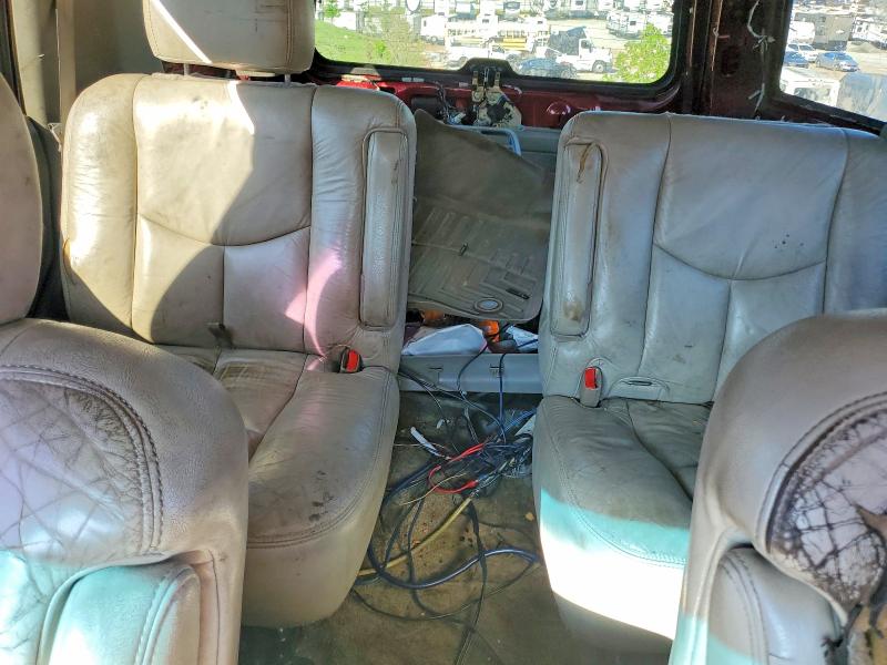 Photo 10 from auction – 2002 CHEVROLET TAHOE with VIN 1GNEC13VX2R216583