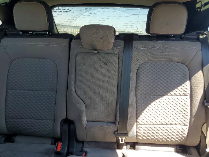 Photo 10 from auction – 2020 FORD ESCAPE with VIN 1FMCU9G61LUC58665