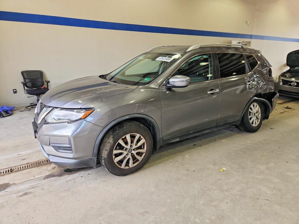 NISSAN ROGUE 2018 with VIN KNMAT2MV8JP582824 - Photo from auction
