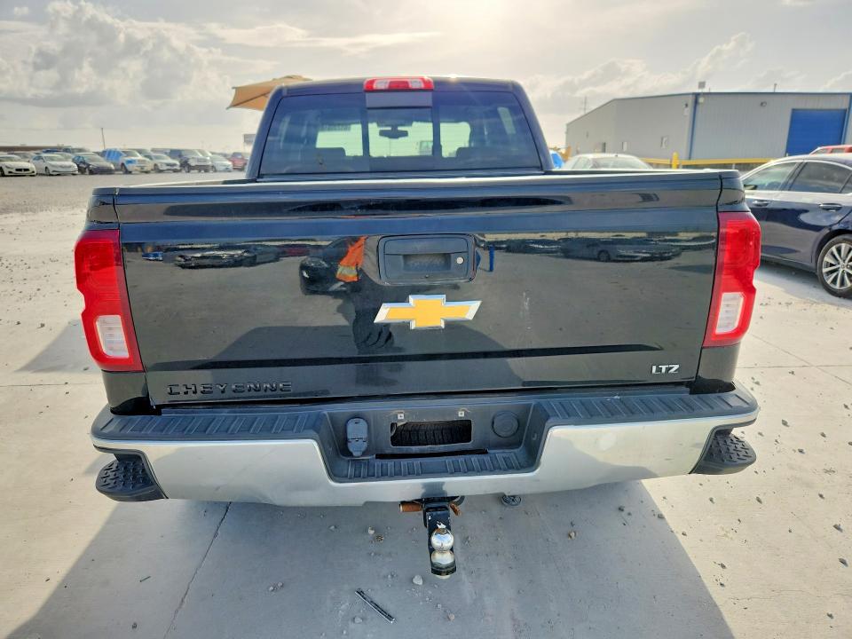 Photo 6 from auction – 2018 CHEVROLET SILVERADO with VIN 3GCPCSEC2JG337545