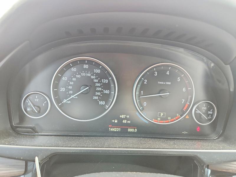 Photo 9 from auction – 2016 BMW X5 with VIN 5UXKR6C58G0J79700