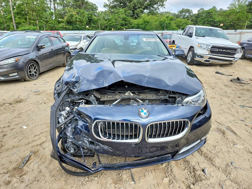 Photo 5 from auction – 2016 BMW 528 with VIN WBA5A7C56GG152284