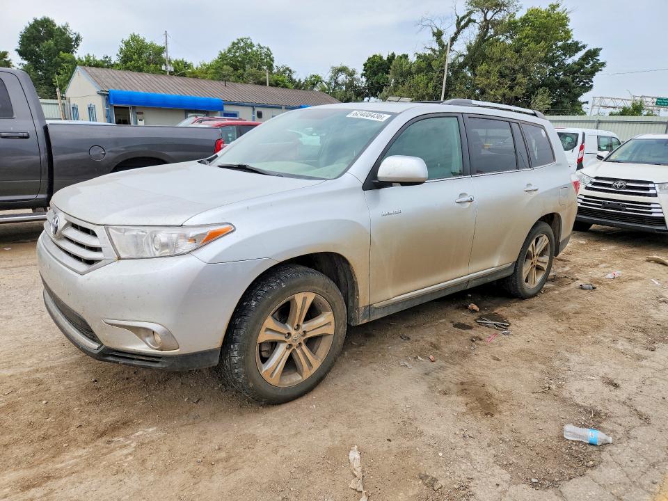 TOYOTA HIGHLANDER 2011 with VIN 5TDDK3EH9BS064341 - Photo from auction