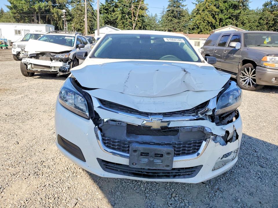 Photo 5 from auction – 2015 CHEVROLET MALIBU with VIN 1G11A5SL4FF257845
