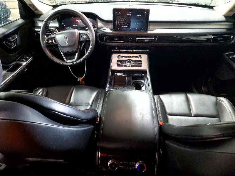 Photo 8 from auction – 2023 LINCOLN AVIATOR with VIN 5LM5J6XC9PGL12978